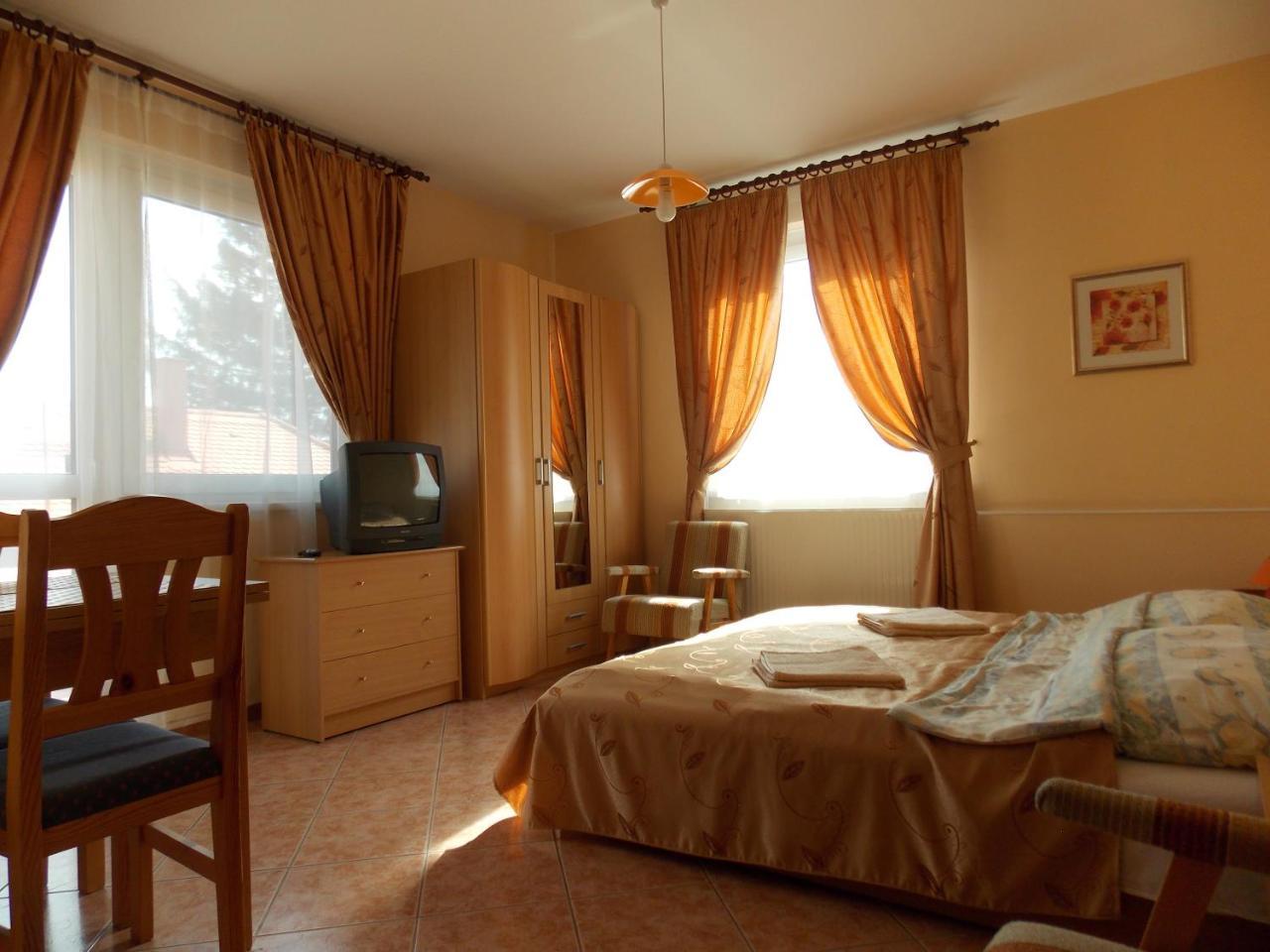 Heviz Therme Apartmenthaus Екстериор снимка